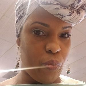 Meet your Posher, Theresa